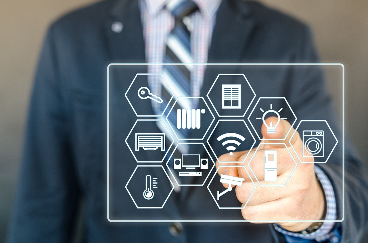 entdecken sie die zukunft des wohnens mit smart home-technologien. steigern sie den komfort, die sicherheit und die energieeffizienz ihres zuhauses mit intelligenten geräten und vernetzten lösungen.