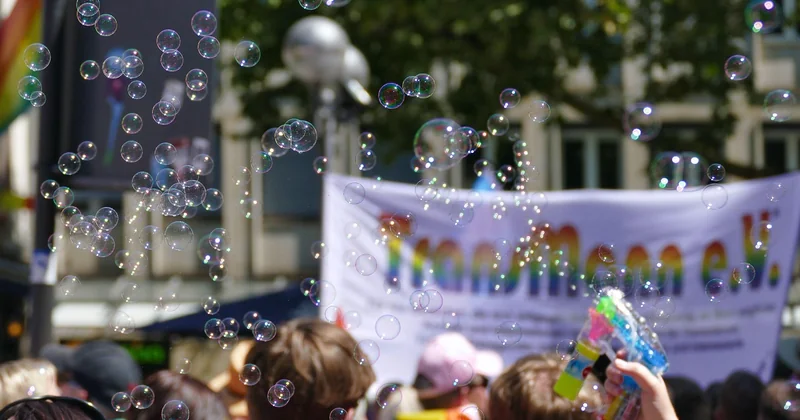 Herkunft: Wie ein Gay-Slang-Begriff die Sprache eroberte