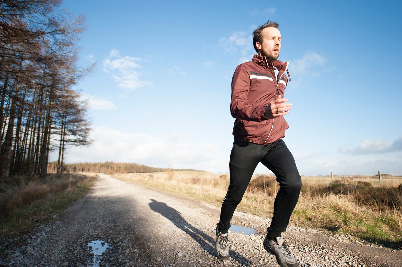 entdecken sie die besten tipps und anleitungen für jogging: von der richtigen ausrüstung bis zu effektiven trainingsplänen, um ihre fitness zu verbessern und das laufen zu genießen.