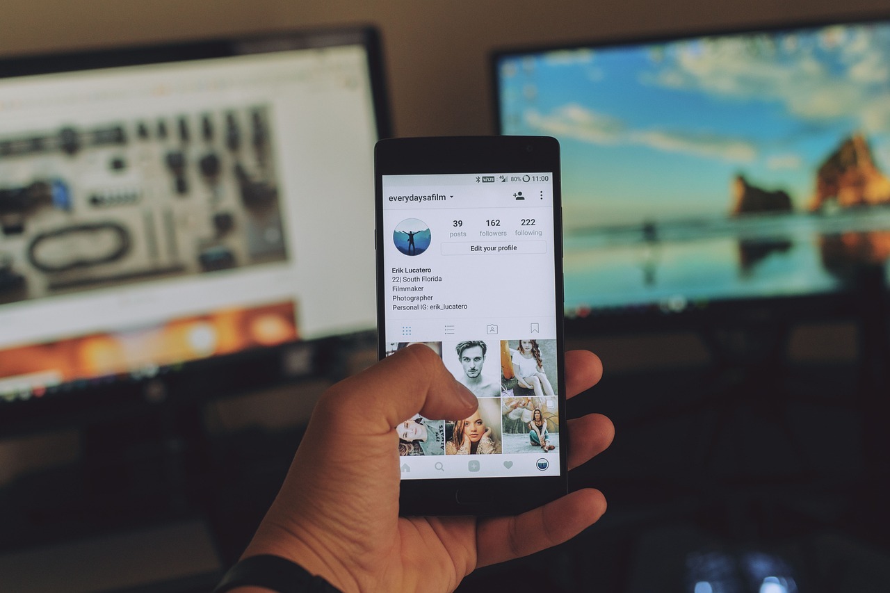 entdecken sie die neuesten trends und strategien im bereich social media. erfahren sie, wie sie ihre marke erfolgreich in sozialen netzwerken präsentieren und ihre zielgruppe effektiv erreichen können.
