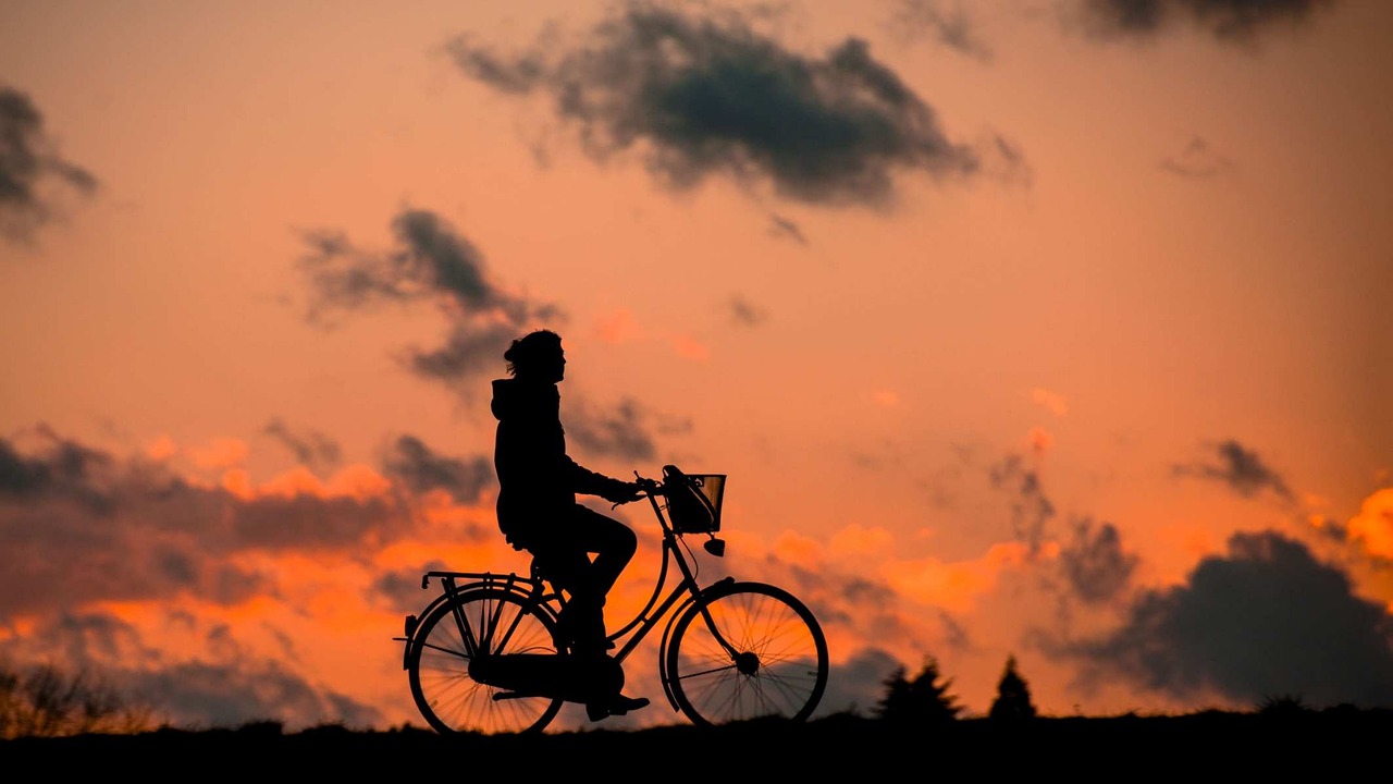 entdecken sie, wie ein aktiver lebensstil ihr wohlbefinden steigern kann. tipps für fitness, ernährung und motivation, um gesund und energiegeladen zu leben.
